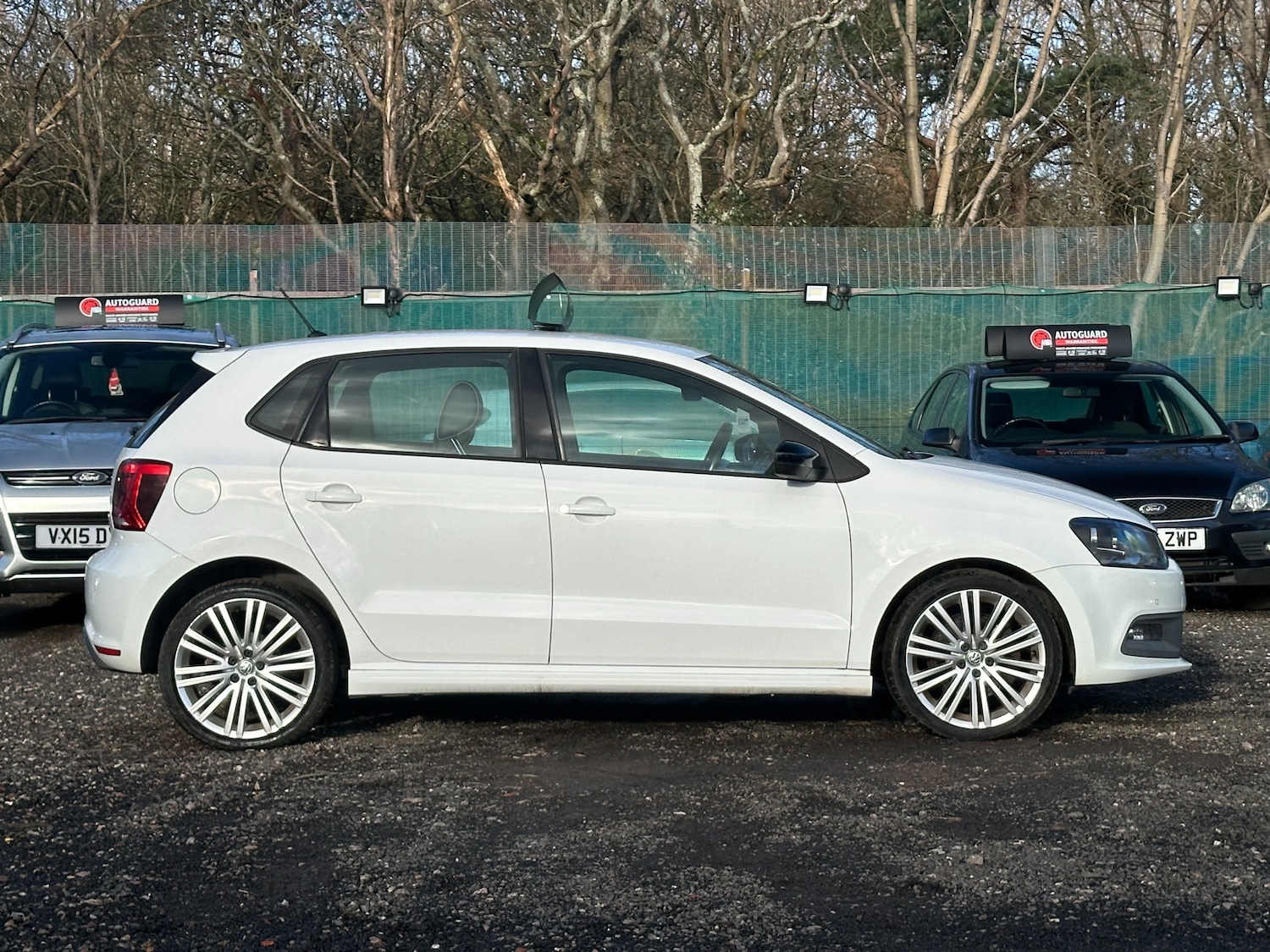 Used Volkswagen Polo 2015 for sale - 76937663: Photo 8