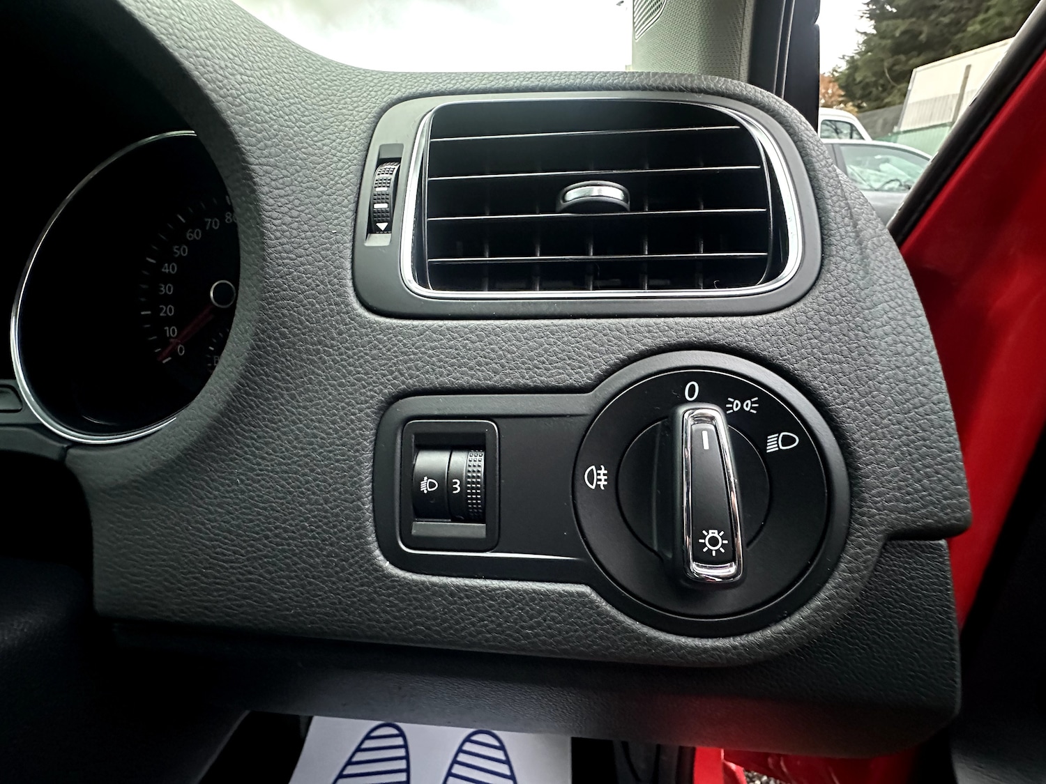 Used Volkswagen Polo for sale - 76909314: Photo 31