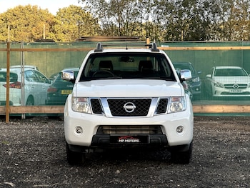 Used Nissan Navara 2013 for sale - 76534980: Photo