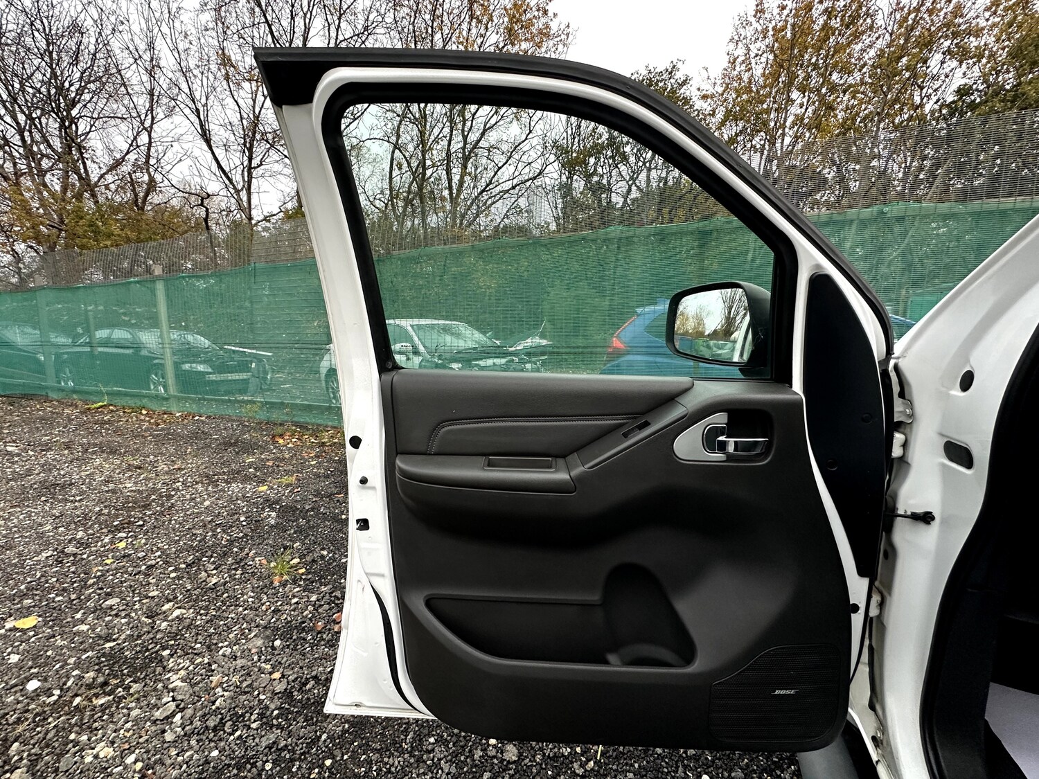 Used Nissan Navara 2013 for sale - 76534980: Photo 45