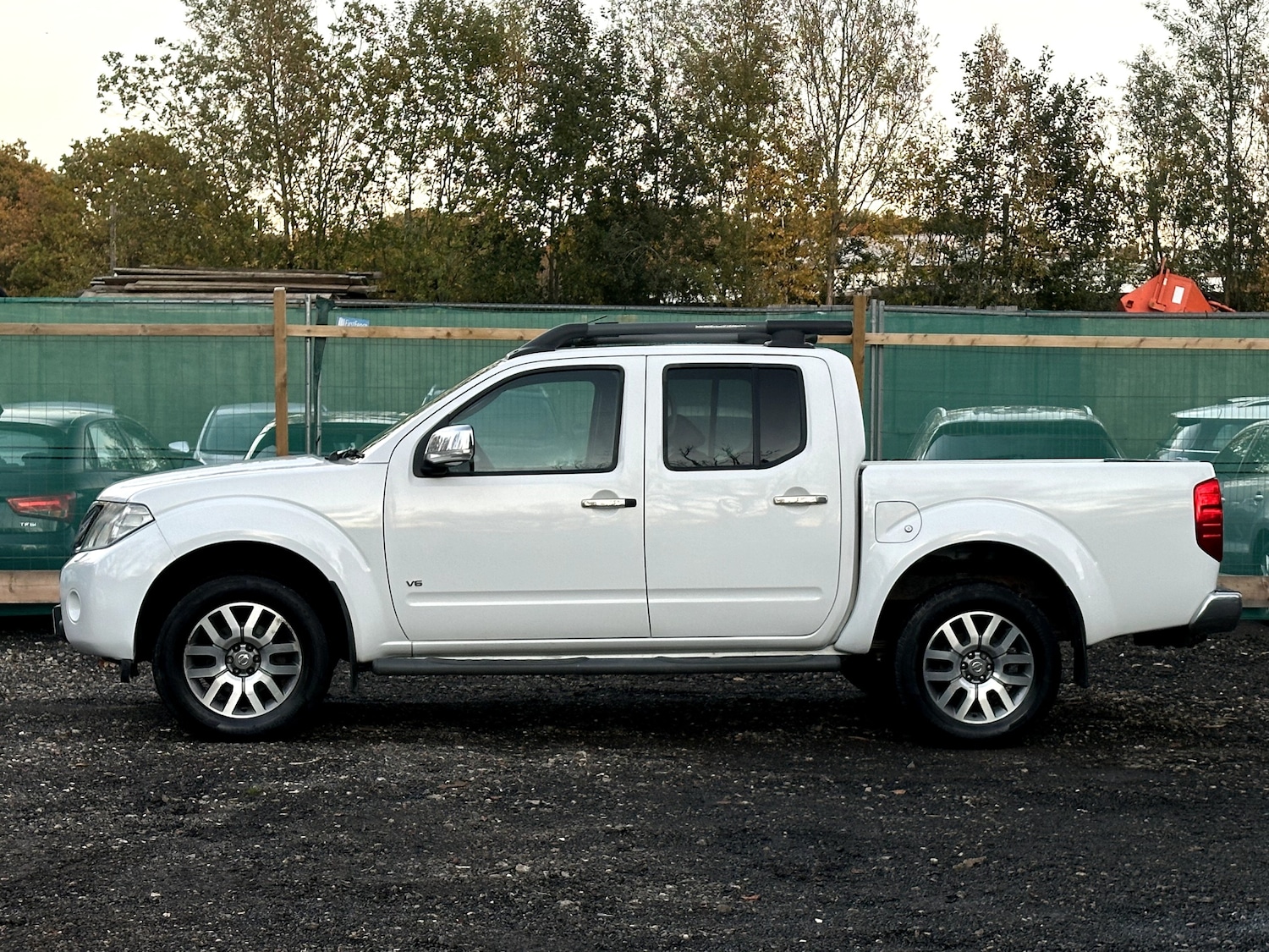 Used Nissan Navara 2013 for sale - 76534980: Photo 5
