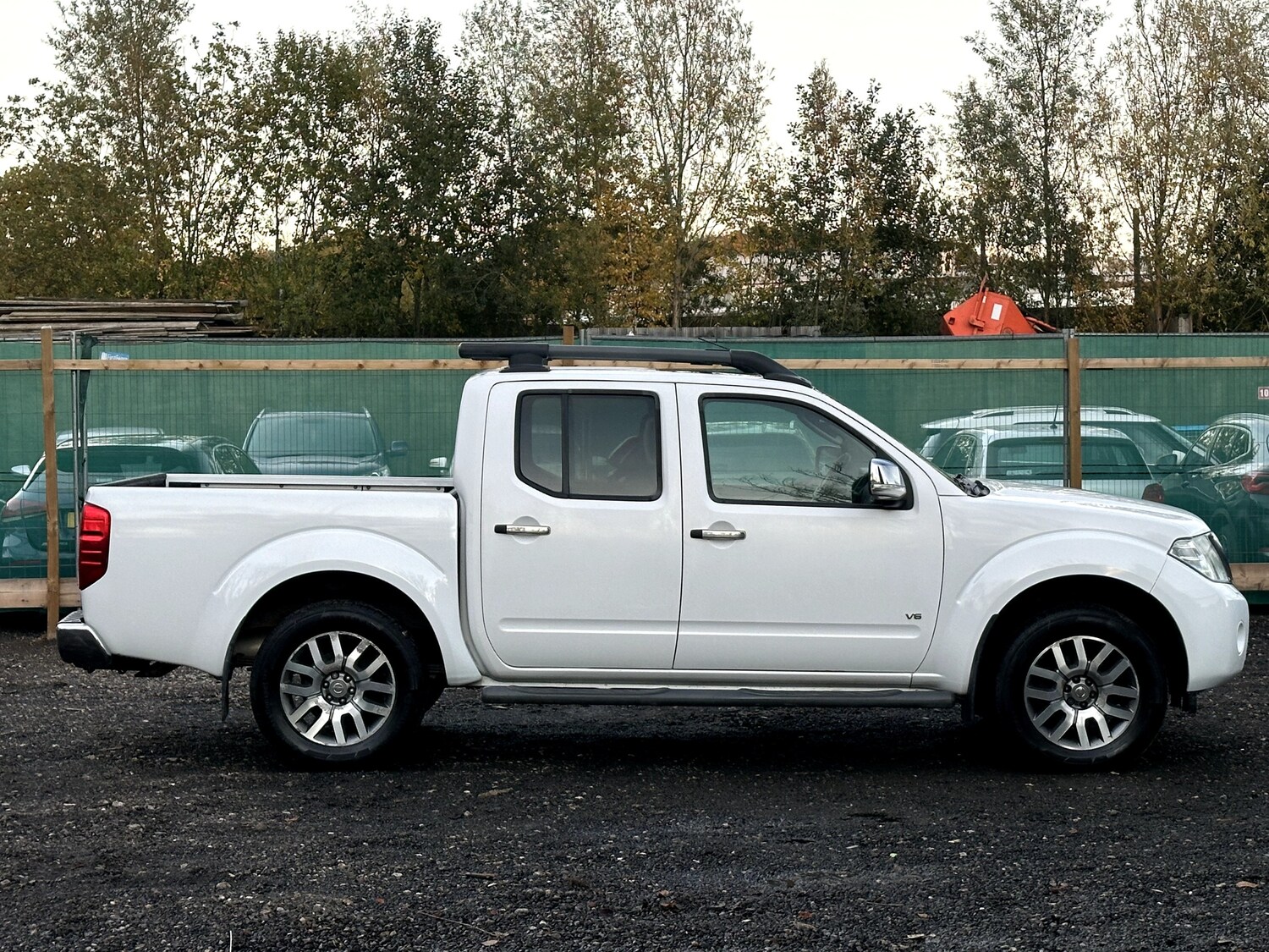Used Nissan Navara 2013 for sale - 76534980: Photo 8