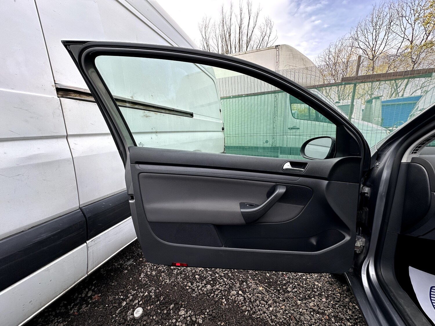 Used Volkswagen Golf 2009 for sale - 76534983: Photo 27