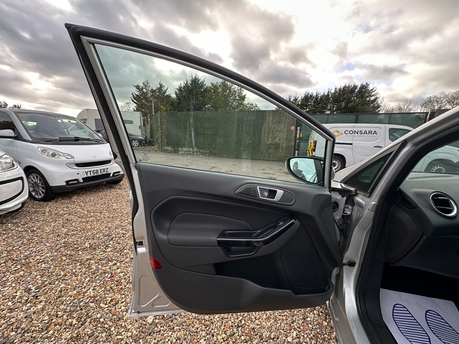 Used Ford Fiesta 2015 for sale - 76534997: Photo 32