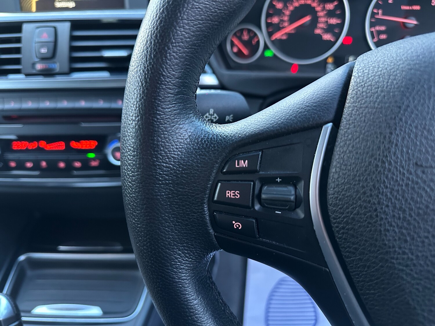 Used BMW 3 Series 2014 for sale - 76937665: Photo 17