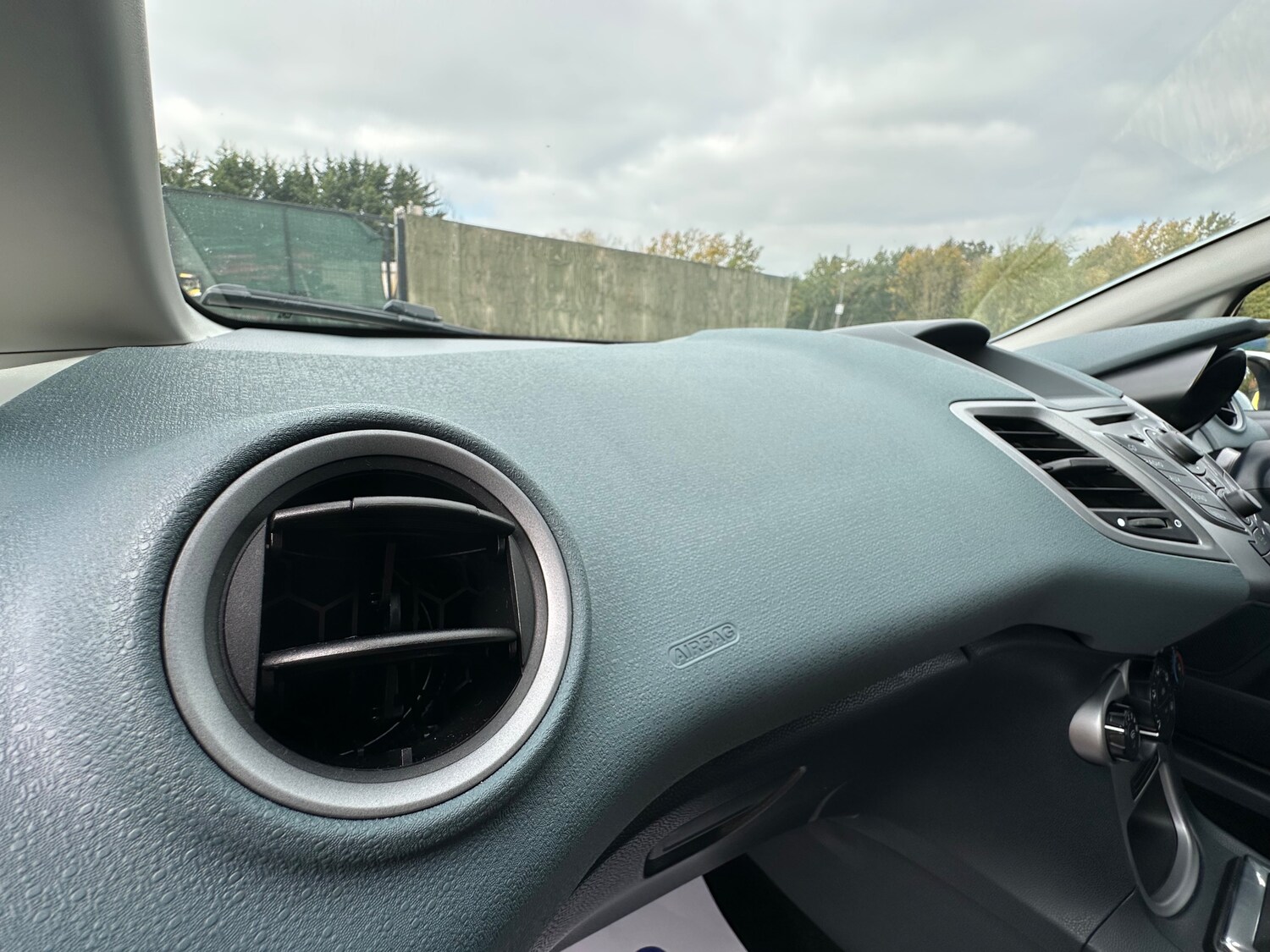 Used Ford Fiesta 2009 for sale - 76535006: Photo 26