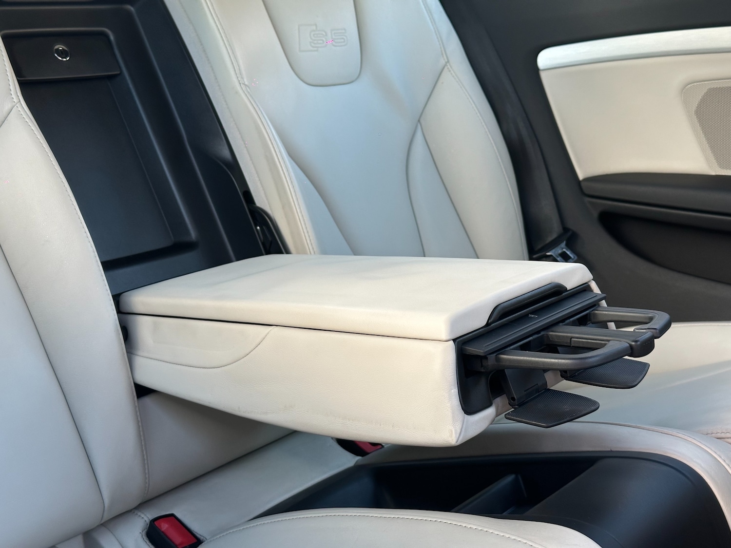 Used Audi S5 2008 for sale - 76915195: Photo 65