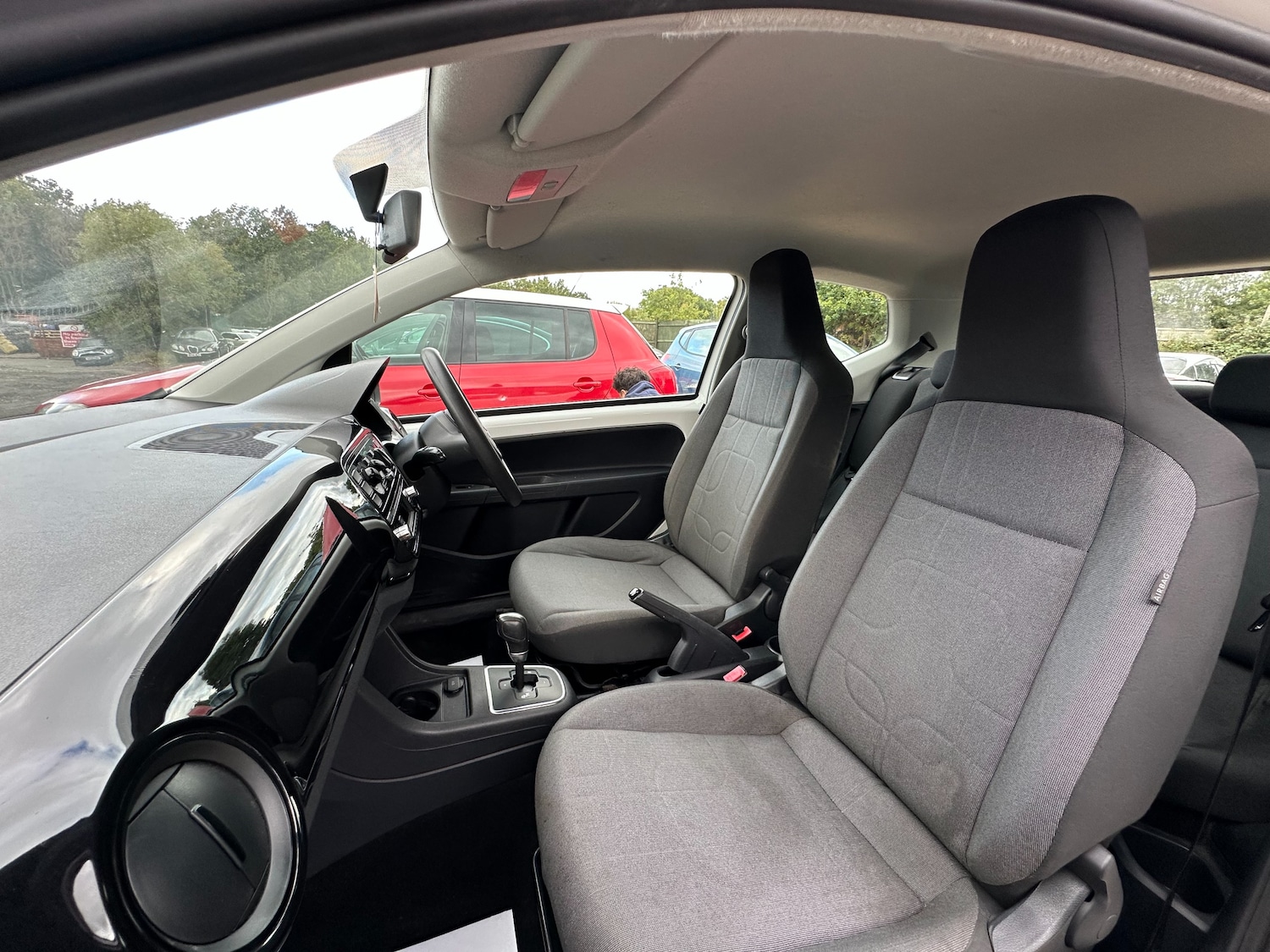 Used Volkswagen up! 2013 for sale - 77020266: Photo 20