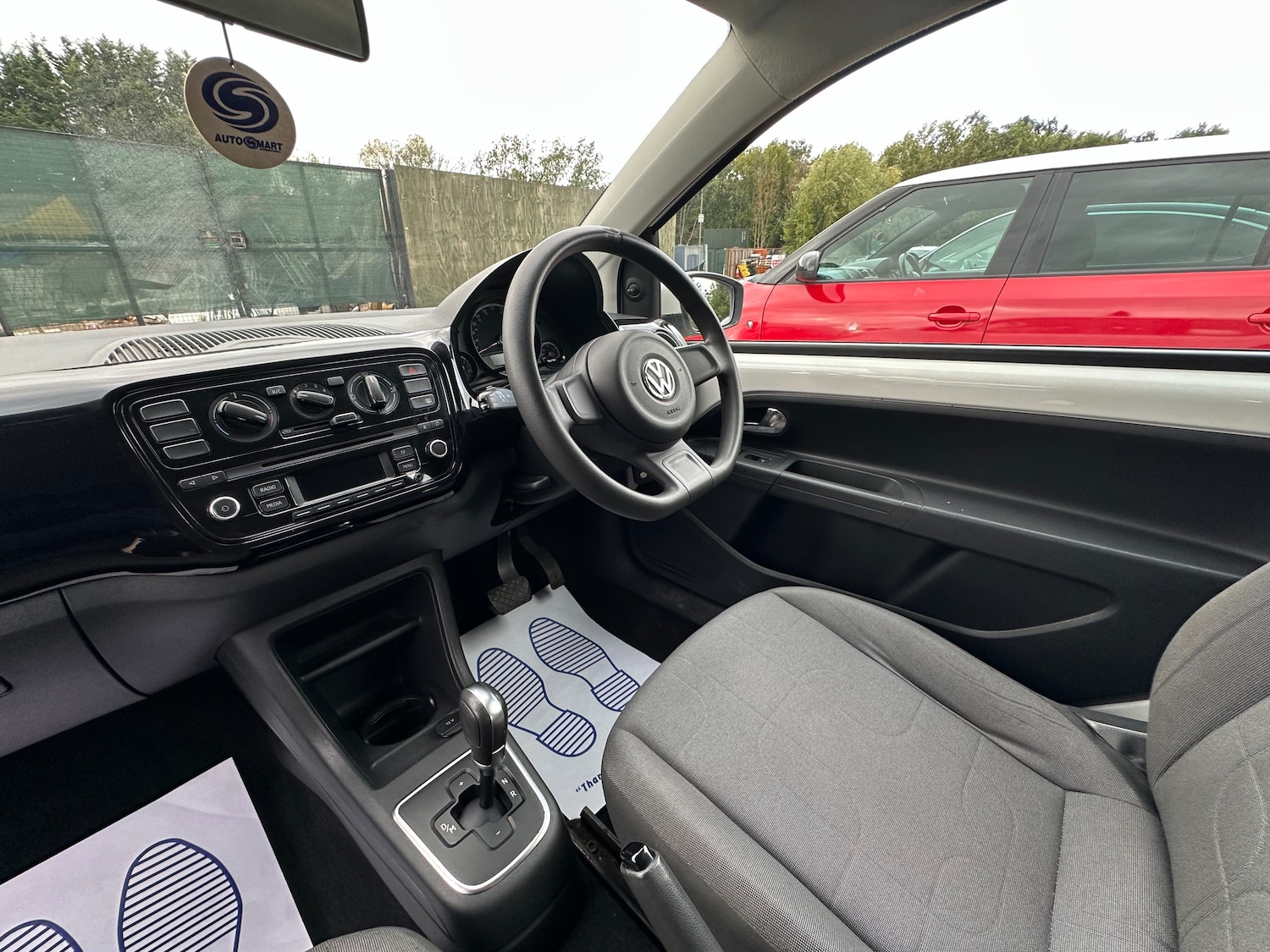 Used Volkswagen up! 2013 for sale - 77020266: Photo 22