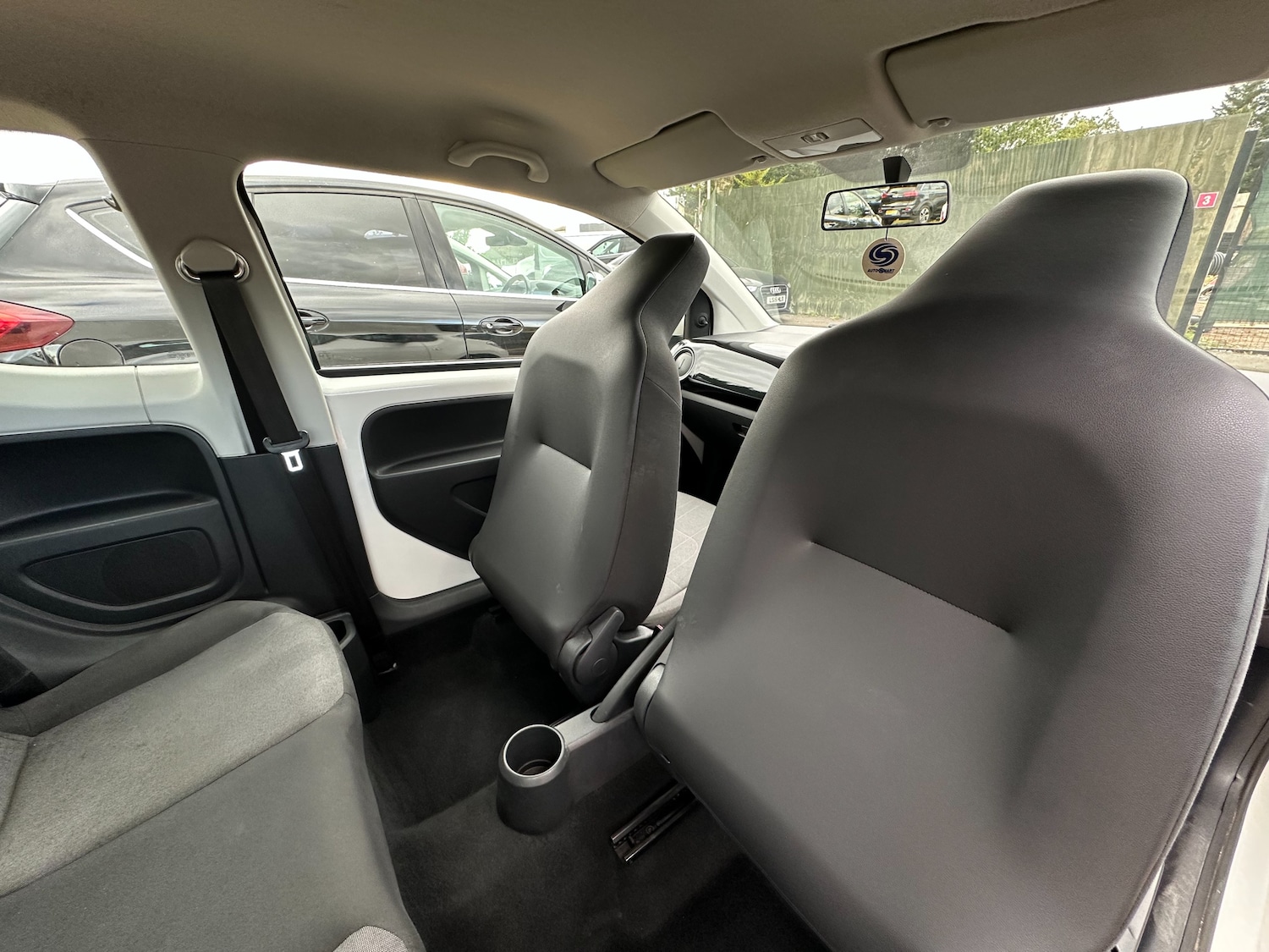 Used Volkswagen up! 2013 for sale - 77020266: Photo 27