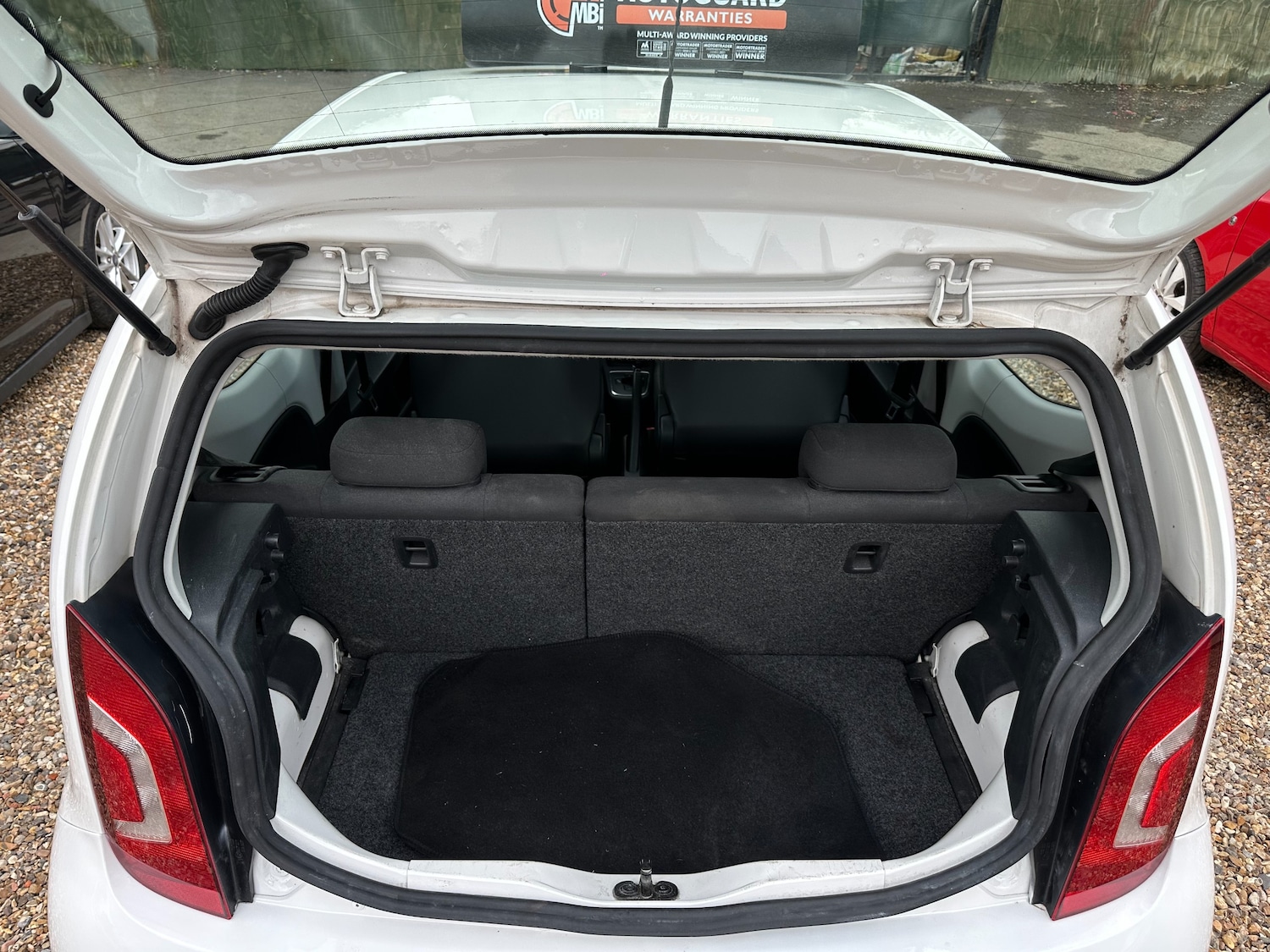 Used Volkswagen up! 2013 for sale - 77020266: Photo 30