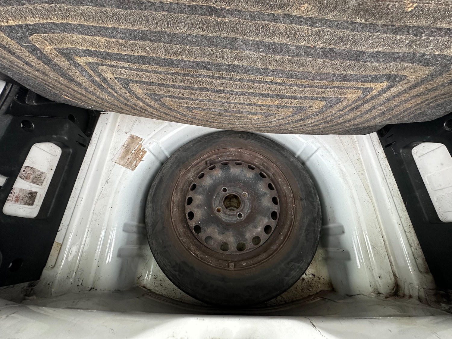 Used Volkswagen up! 2013 for sale - 77020266: Photo 32