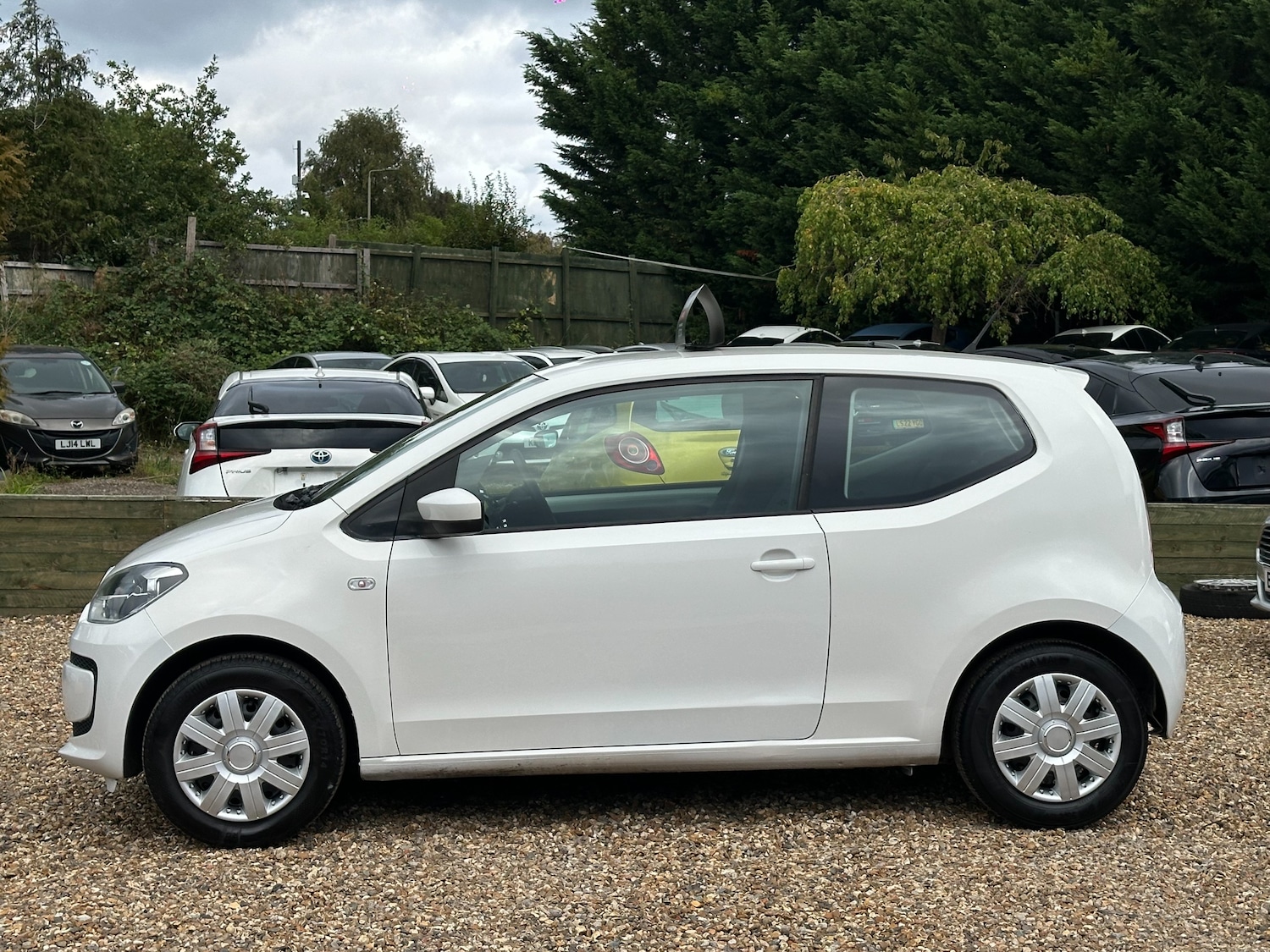 Used Volkswagen up! 2013 for sale - 77020266: Photo 5