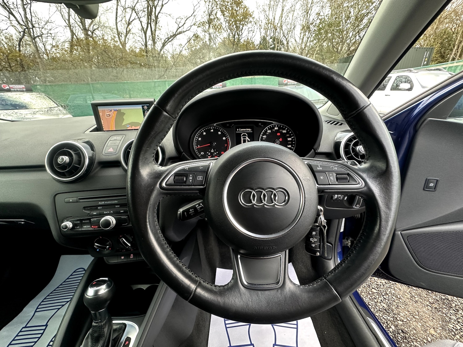 Used Audi A1 2011 for sale - 76663125: Photo 10