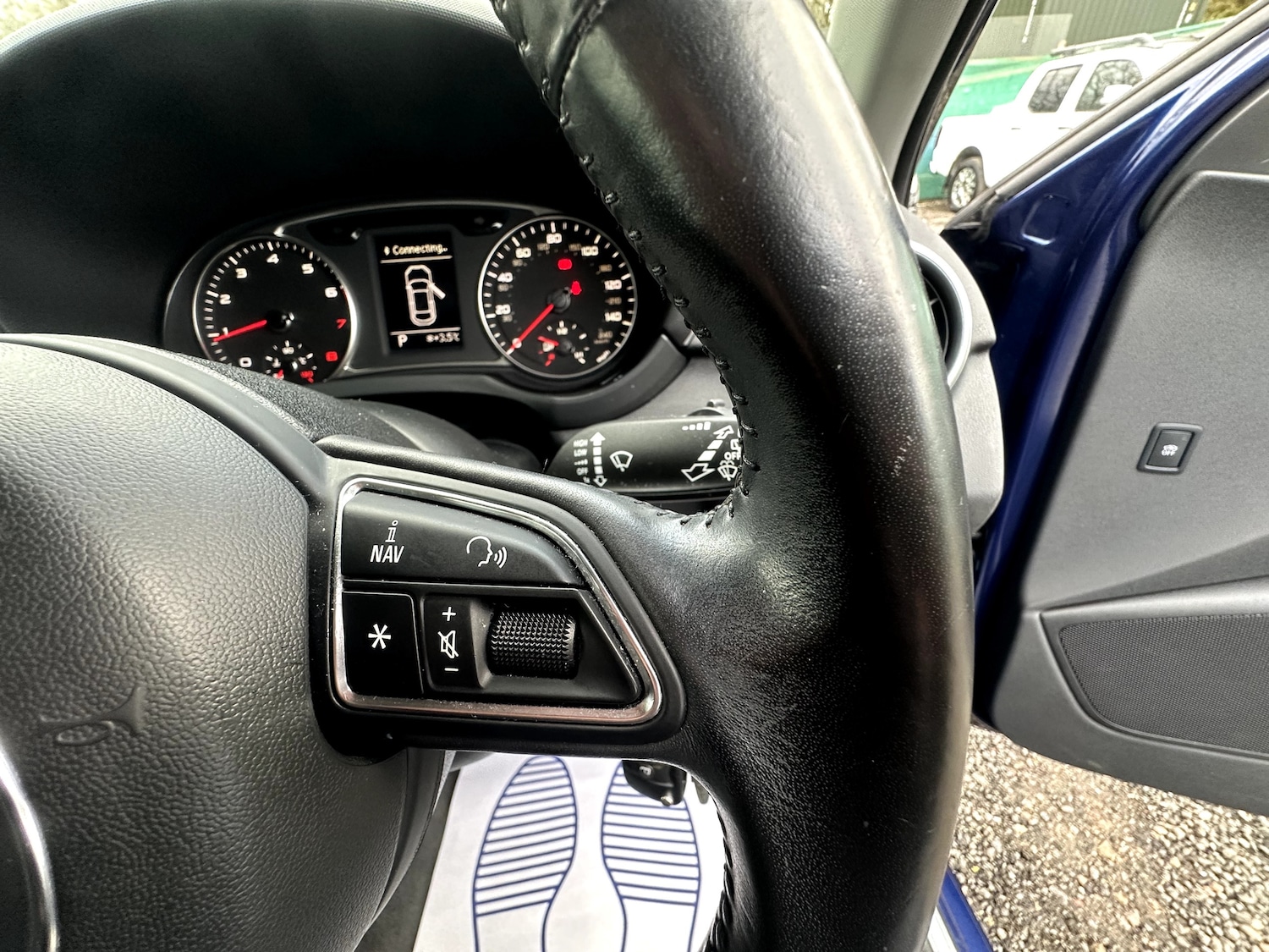 Used Audi A1 2011 for sale - 76663125: Photo 12