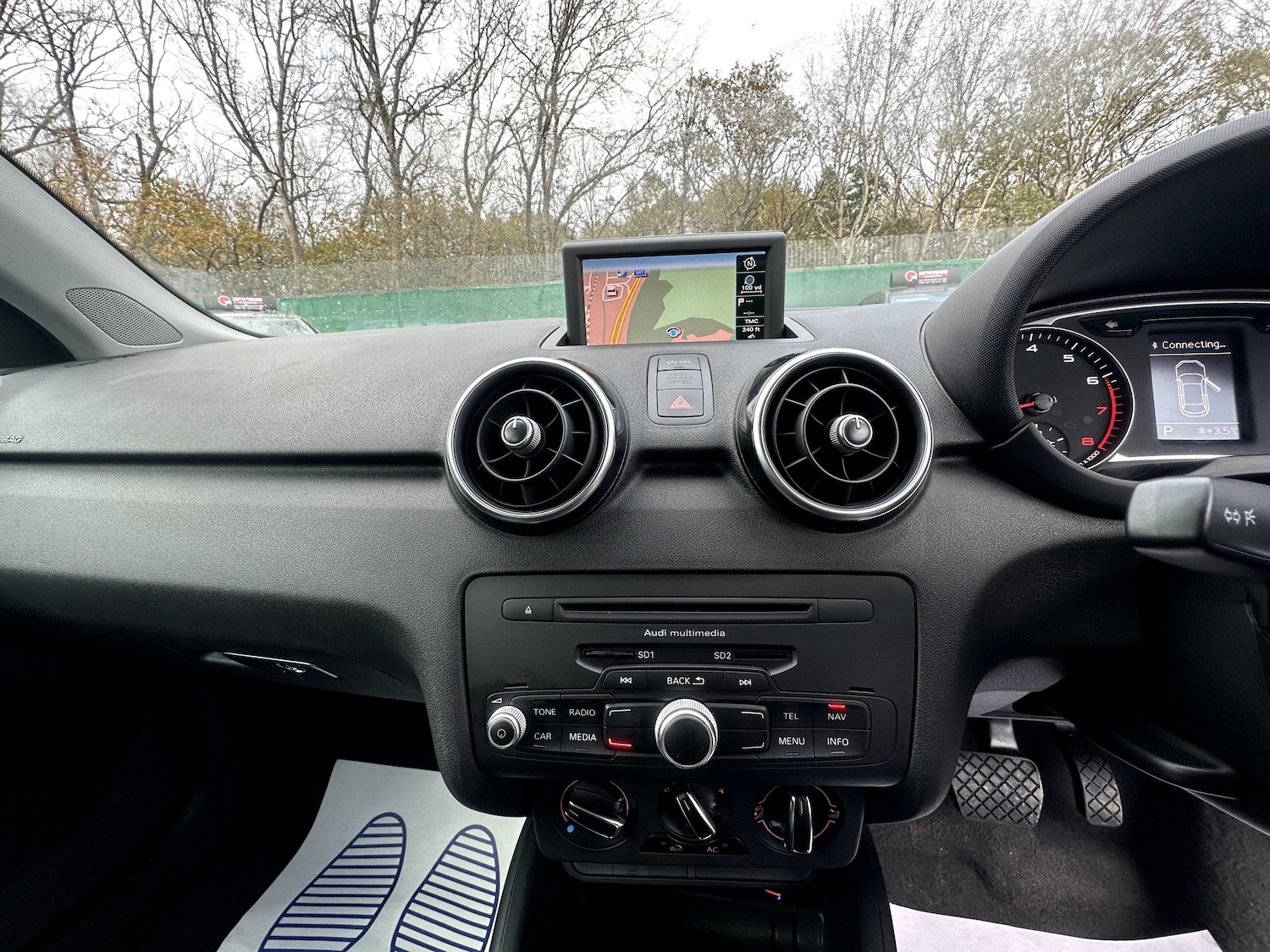 Used Audi A1 2011 for sale - 76663125: Photo 17