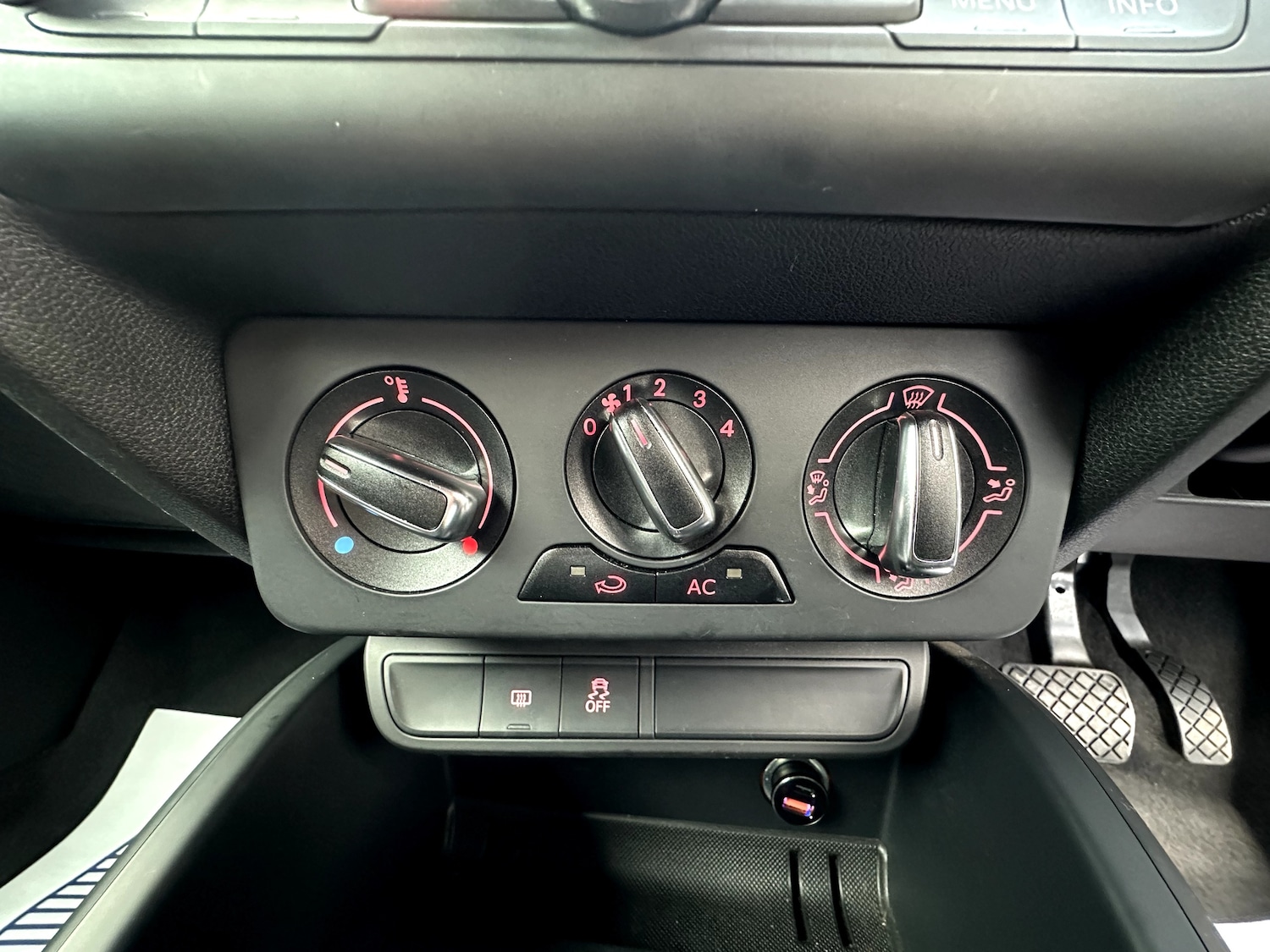 Used Audi A1 2011 for sale - 76663125: Photo 21