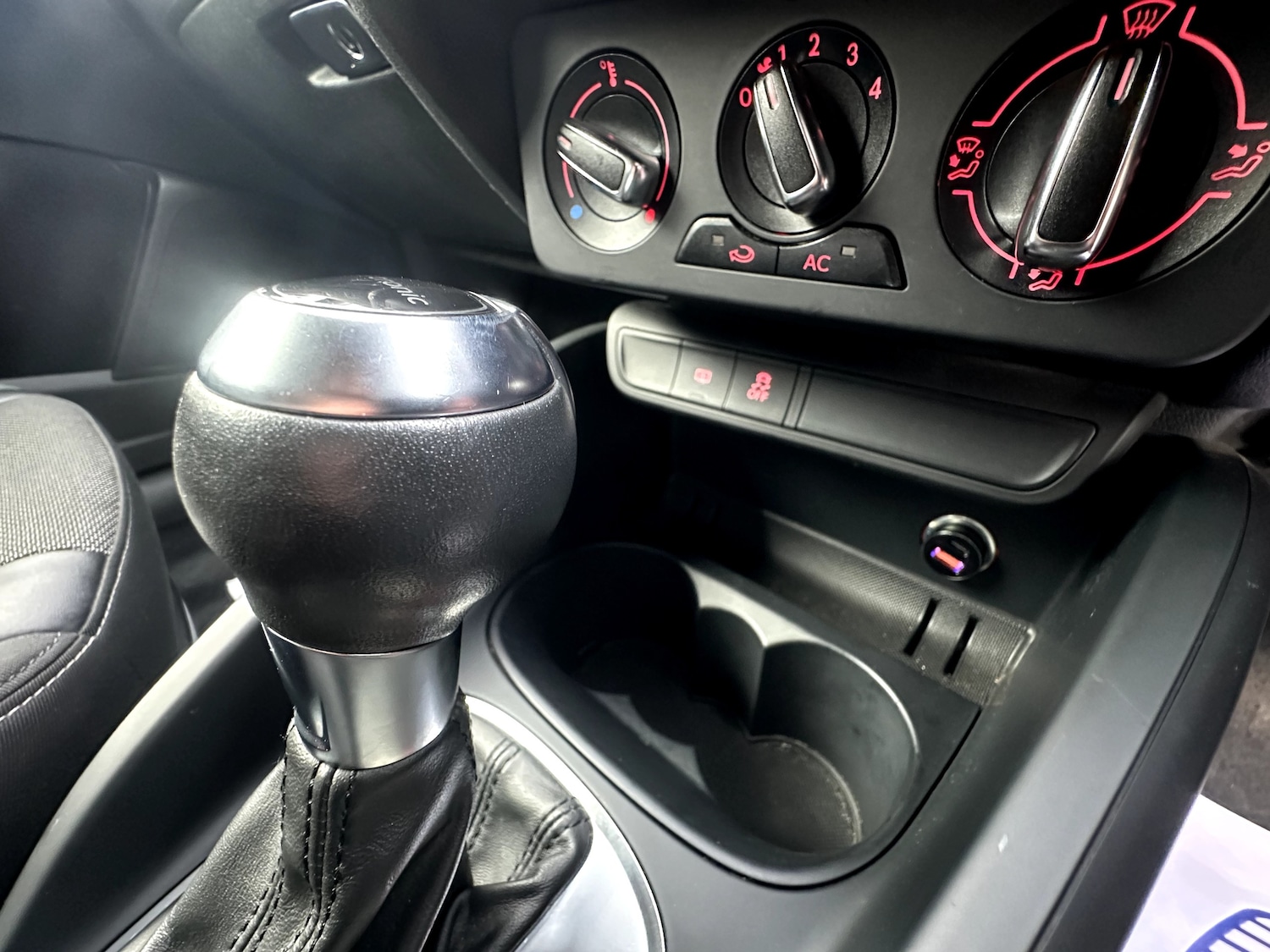 Used Audi A1 2011 for sale - 76663125: Photo 23