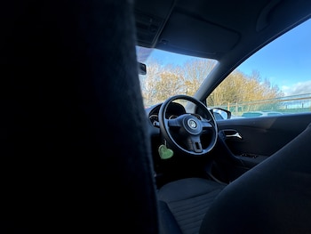 Used Volkswagen Polo 2012 for sale - 76665393: Photo