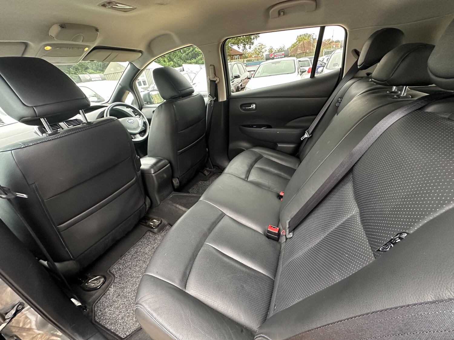 Used Nissan Leaf 2017 for sale - 76534977: Photo 30