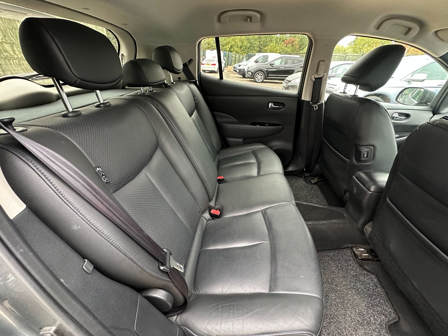 Used Nissan Leaf 2017 for sale - 76534977: Photo 34