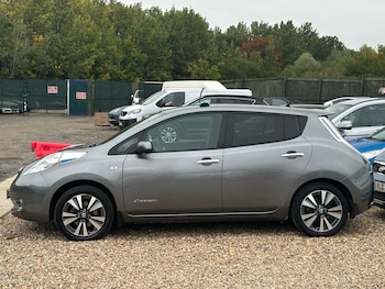 Used Nissan Leaf 2017 for sale - 76534977: Photo