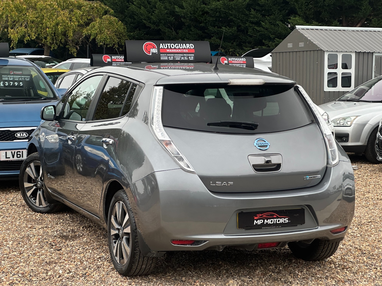 Used Nissan Leaf 2017 for sale - 76534977: Photo 5