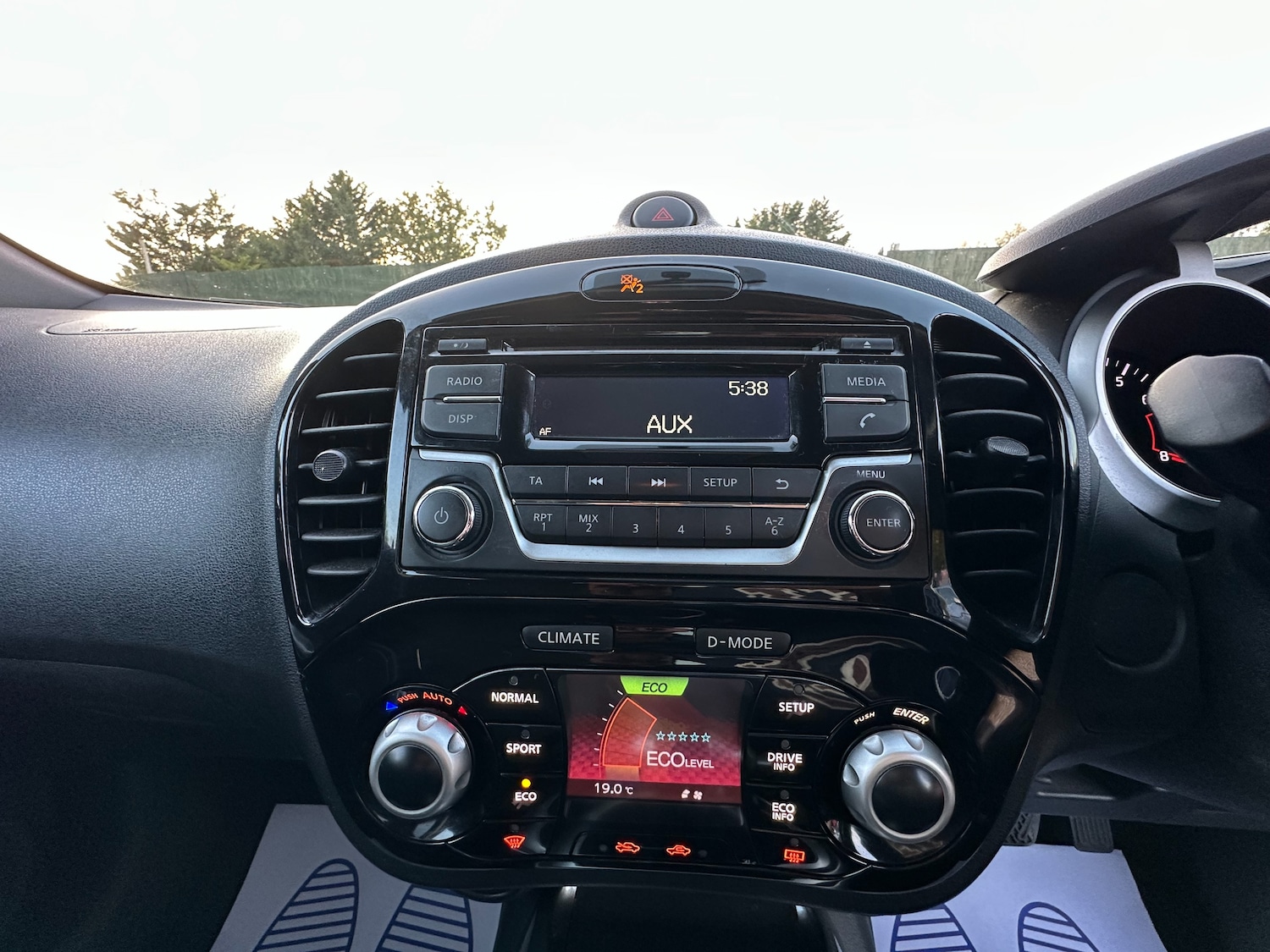 Used Nissan Juke 2014 for sale - 76534981: Photo 14