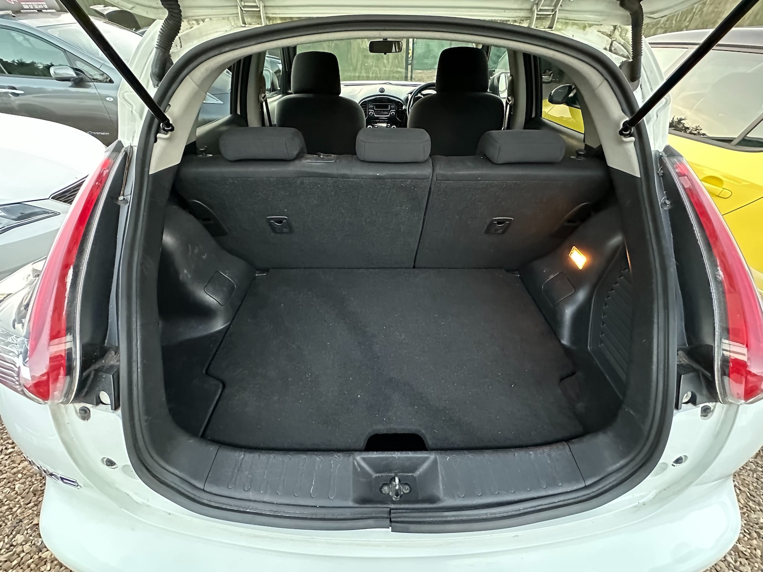 Used Nissan Juke 2014 for sale - 76534981: Photo 46