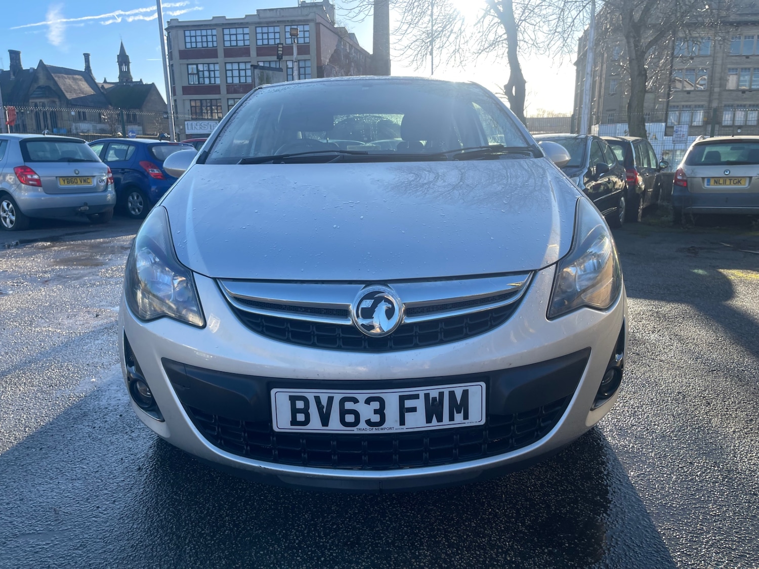 Used Vauxhall Corsa 2013 for sale - 77125481: Photo 2