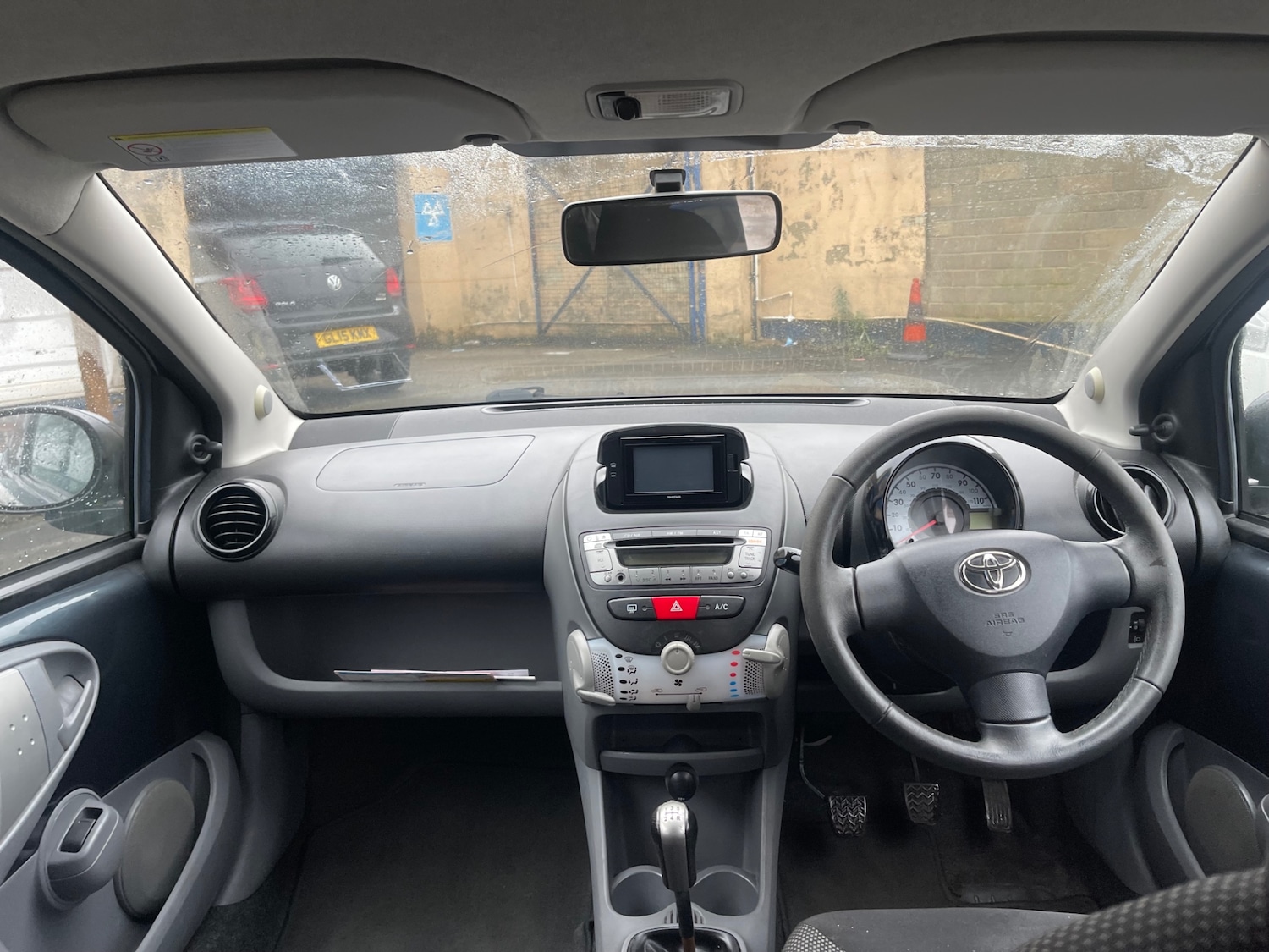 Used Toyota AYGO 2011 for sale - 77502068: Photo 11