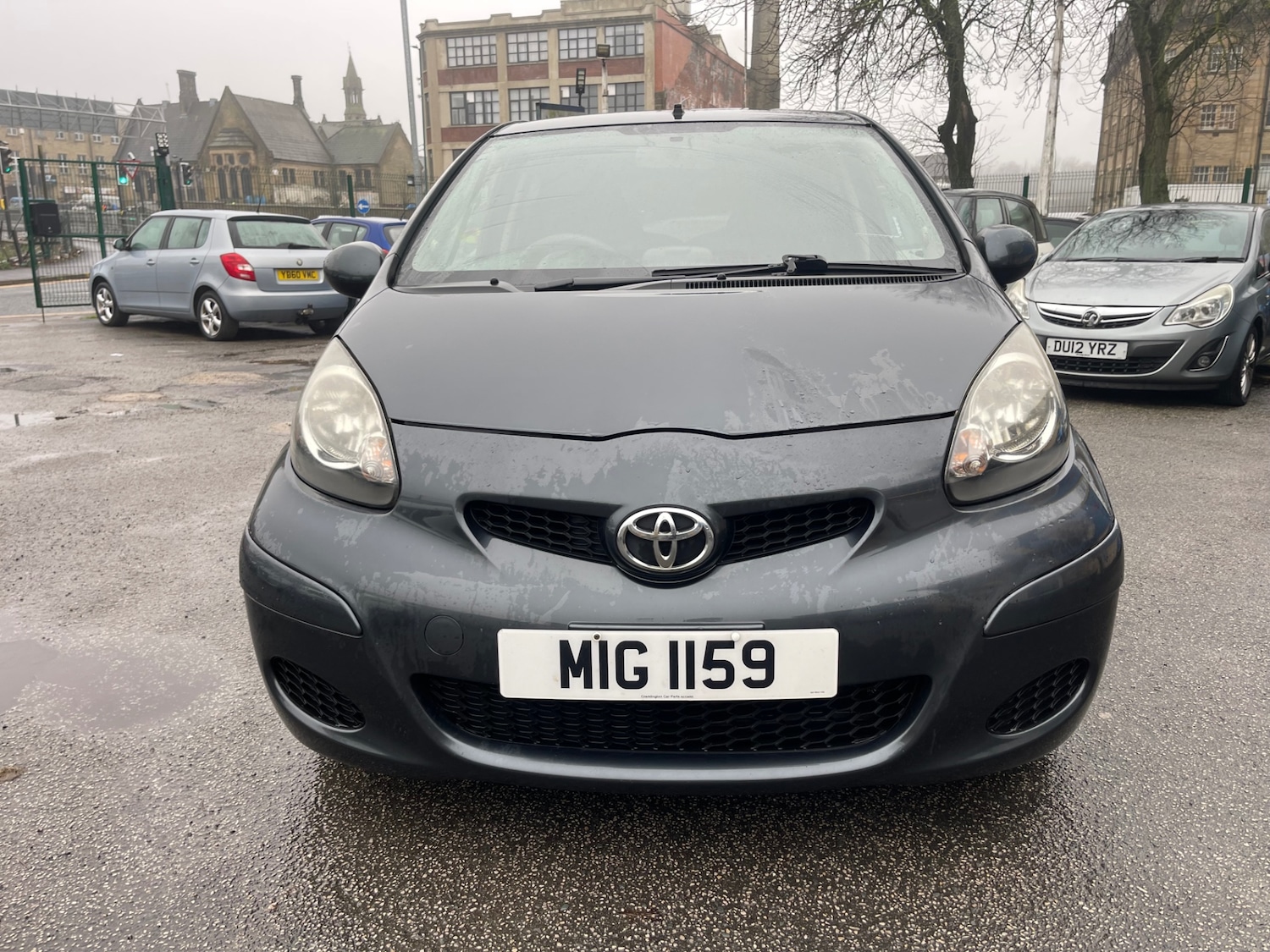 Used Toyota AYGO 2011 for sale - 77502068: Photo 2