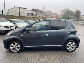 Used Toyota AYGO undefined for sale - 77502068: Photo