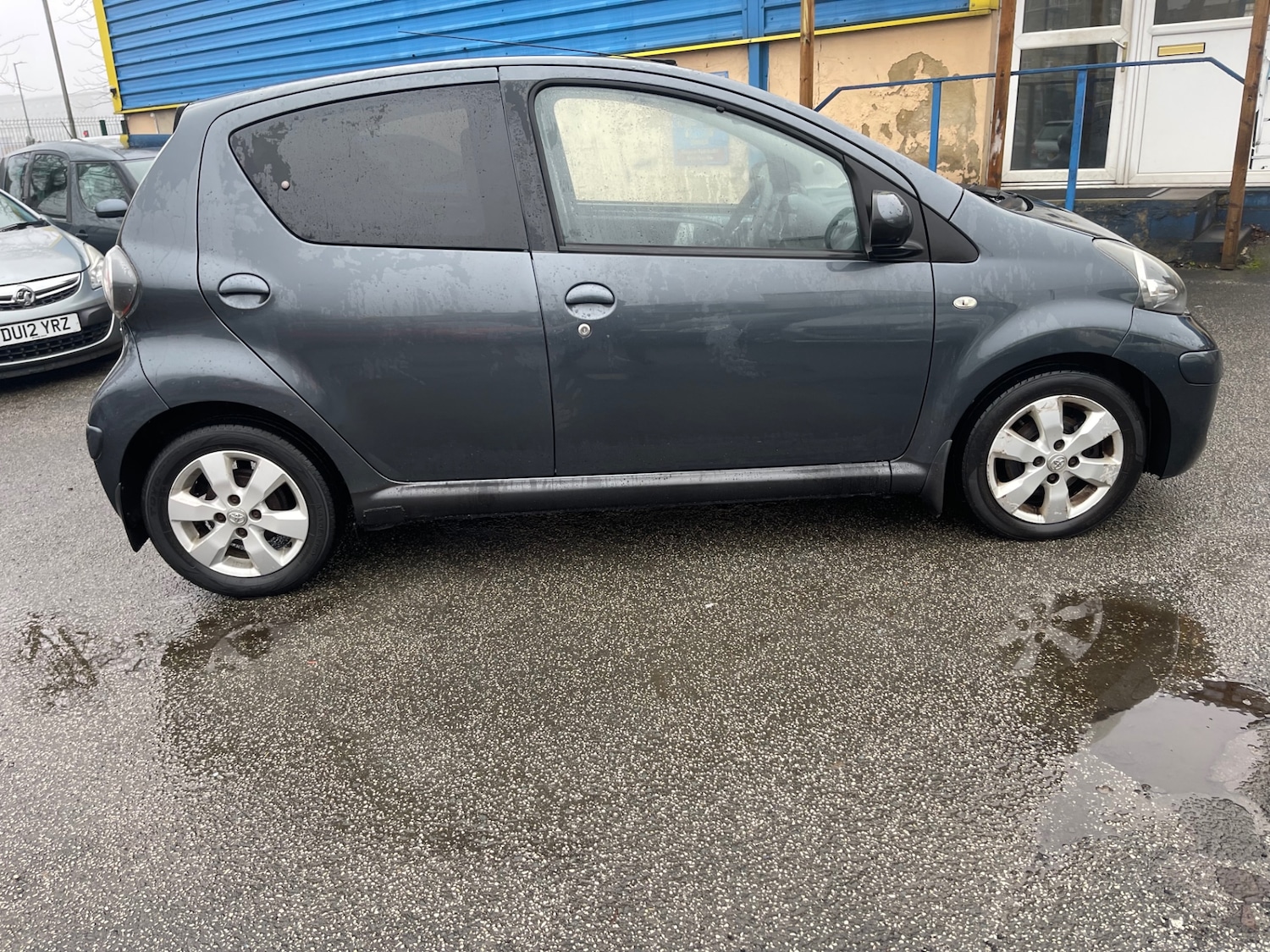 Used Toyota AYGO 2011 for sale - 77502068: Photo 8