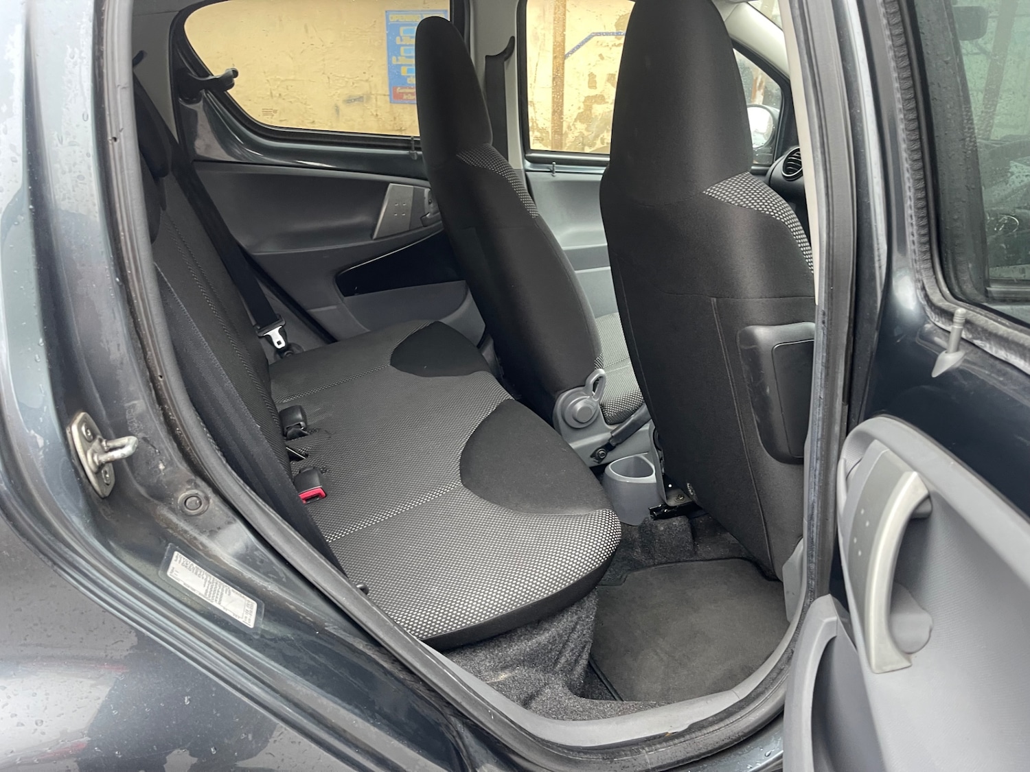 Used Toyota AYGO 2011 for sale - 77502068: Photo 9