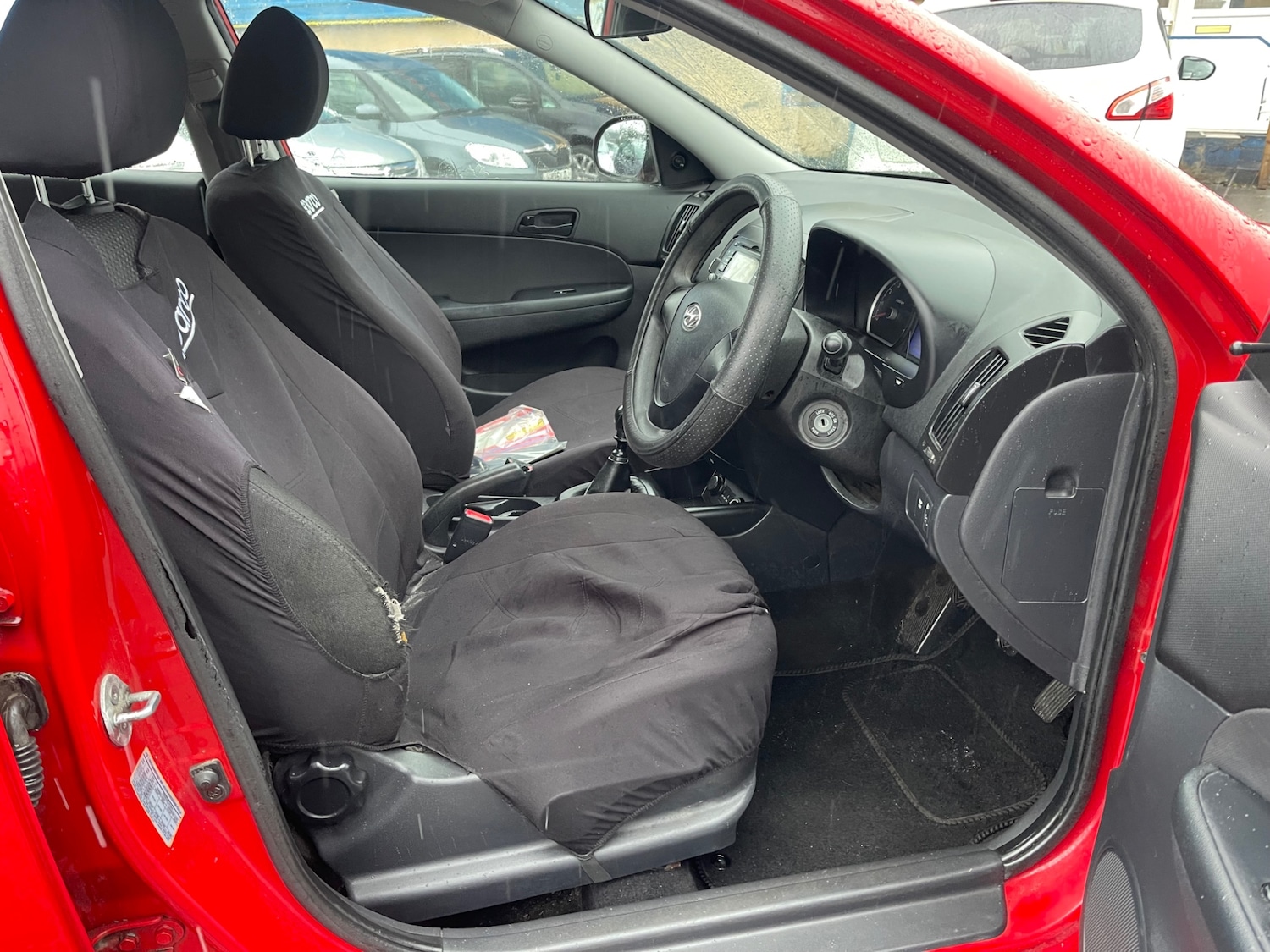 Used Hyundai i30 2010 for sale - 77447646: Photo 9