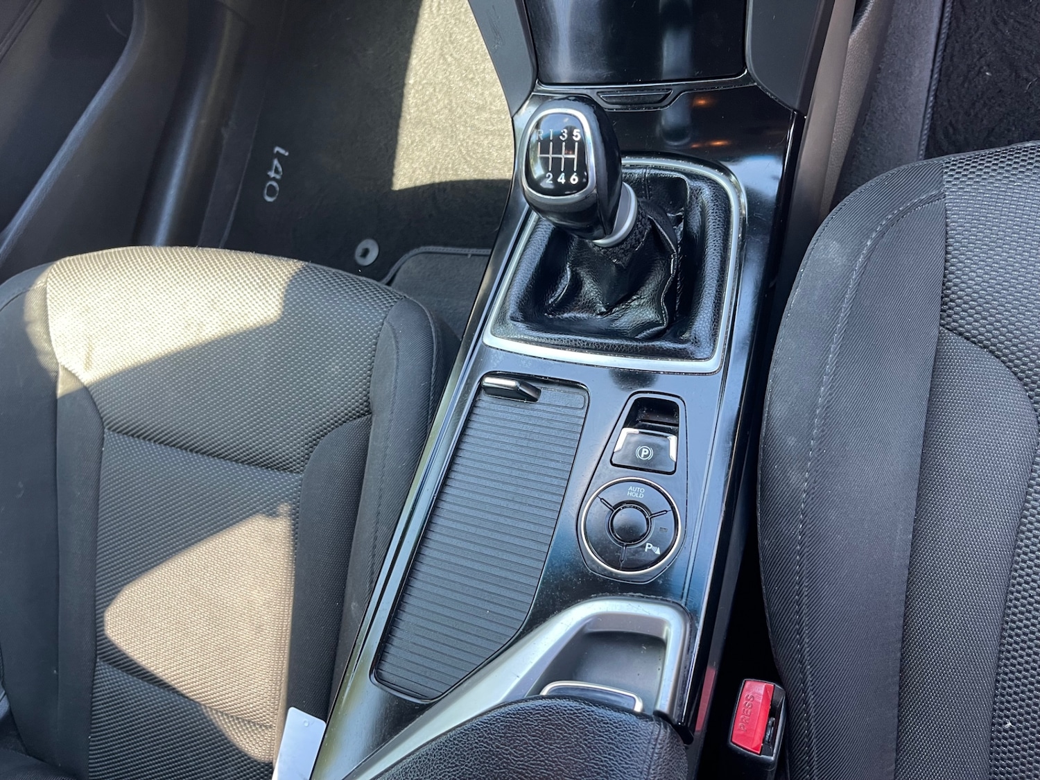 Used Hyundai i40 2012 for sale - 74524384: Photo 18