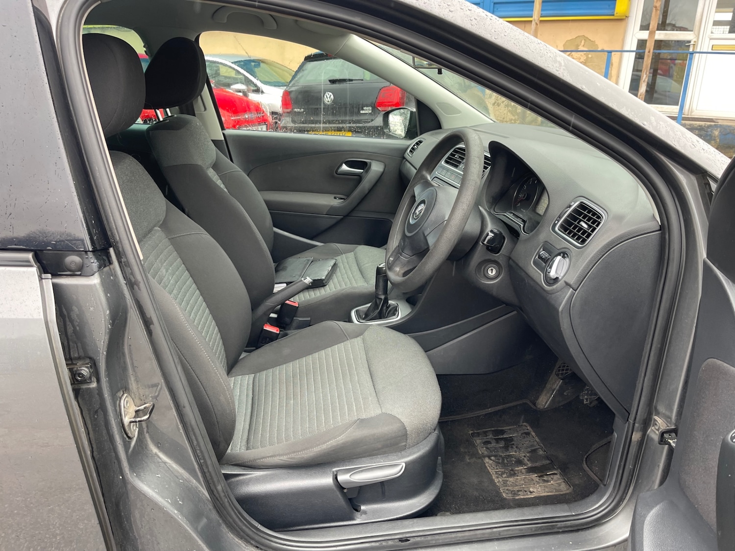 Used Volkswagen Polo 2011 for sale - 77689363: Photo 10