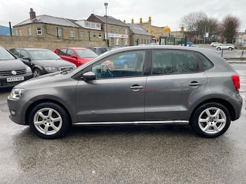Used Volkswagen Polo 2011 for sale - 77689363: Photo