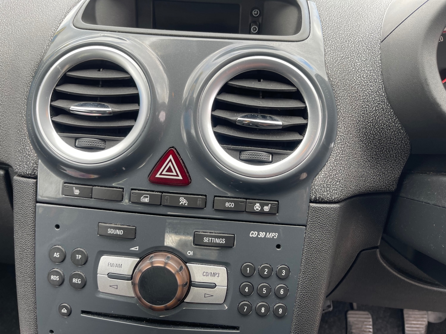 Used Vauxhall Corsa 2012 for sale - 77831153: Photo 11