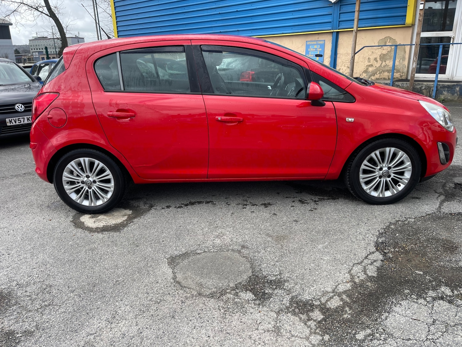 Used Vauxhall Corsa 2012 for sale - 77831153: Photo 8