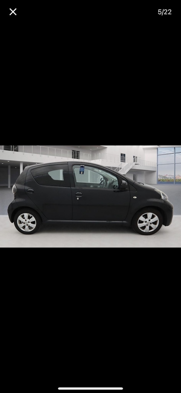 Used Toyota AYGO 2012 for sale - 76309677: Photo 6