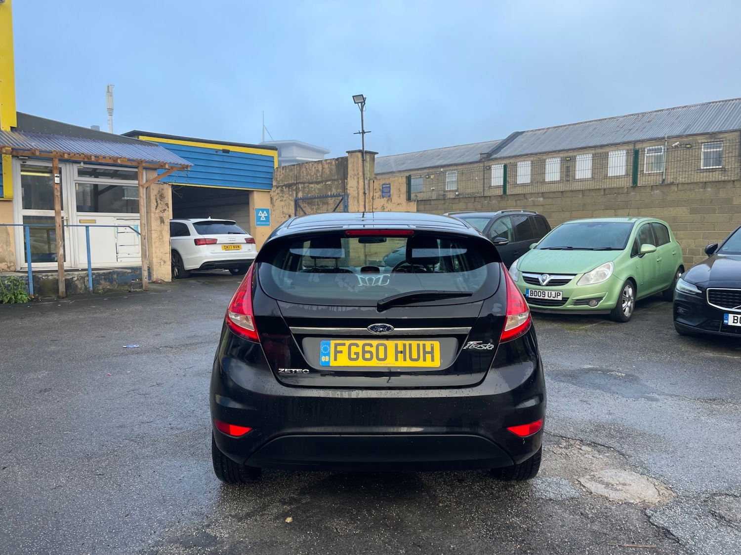 Used Ford Fiesta 2010 for sale - 77019429: Photo 6