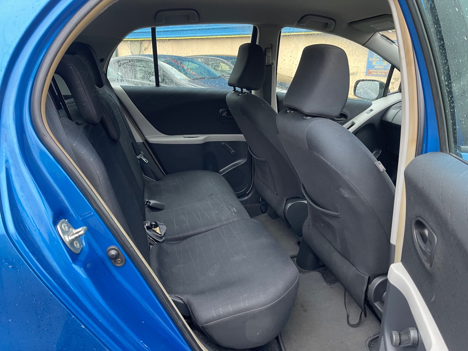 Used Toyota Yaris 2006 for sale - 77024109: Photo 9