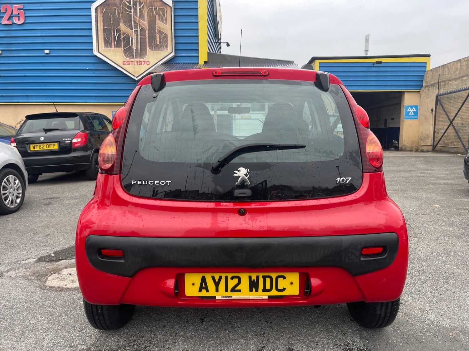 Used Peugeot 107 2012 for sale - 76274509: Photo 6