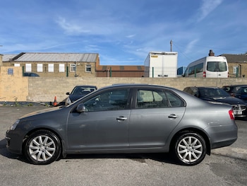 Used Volkswagen Jetta 2010 for sale - 76243284: Photo 4