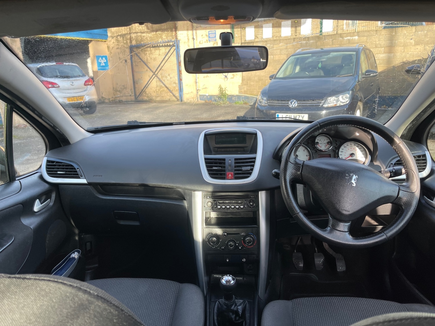 Used Peugeot 207 2011 for sale - 76905105: Photo 12