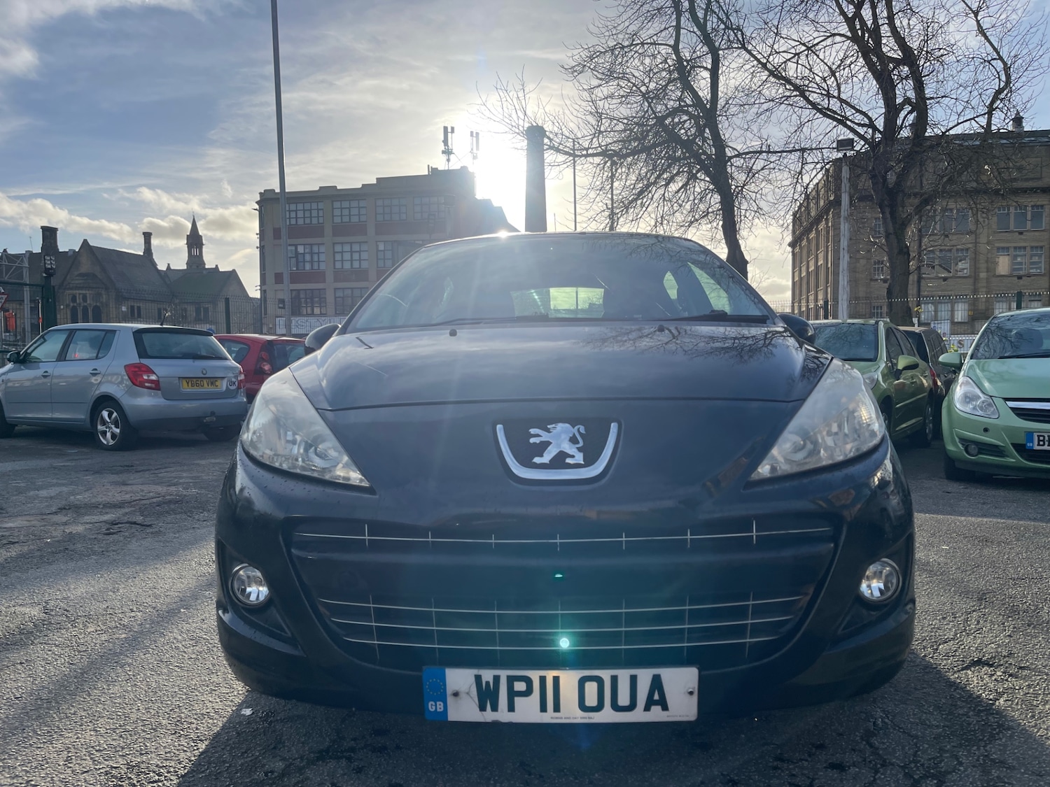 Used Peugeot 207 2011 for sale - 76905105: Photo 2