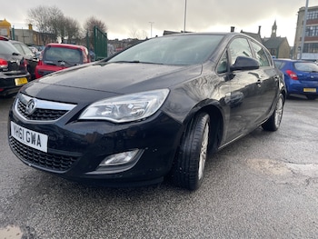 Used Vauxhall Astra 2011 for sale - 77416766: Photo