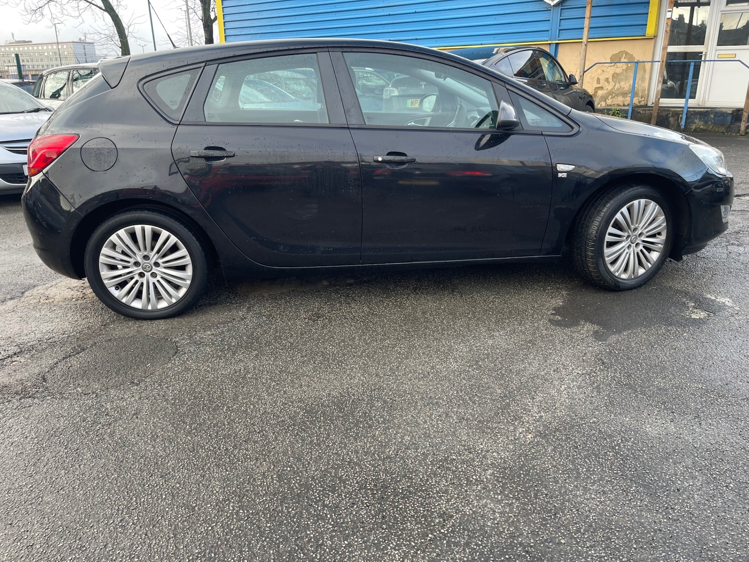 Used Vauxhall Astra 2011 for sale - 77416766: Photo 8
